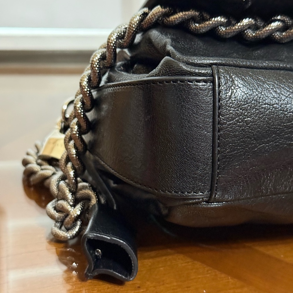 🔥 Sale 🔥- Celine Black Leather Bag with Chain Strap and Lock Set - Picture 11 of 16